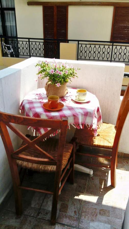 Cozy Studio In Central Location Of Heraklion Exterior photo